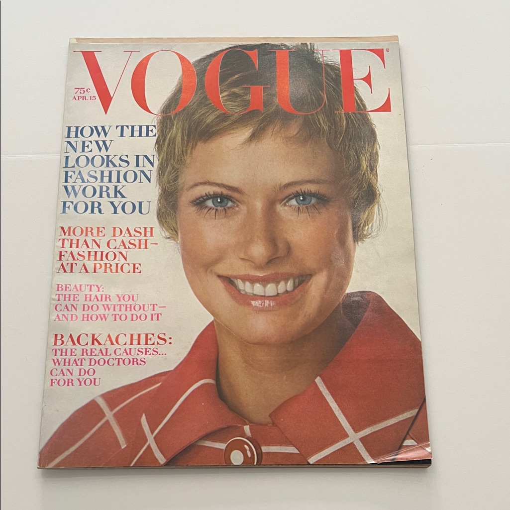 Vintage Vogue 1970 Fashion Magazine Excellent Condition Beautiful Photos  Art